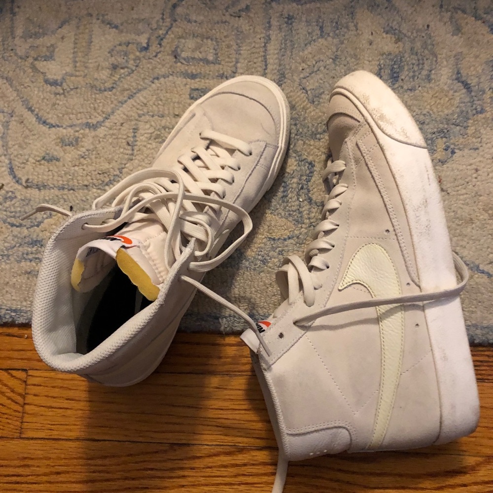 Nike By You ID Blazer Mid ‘77 Suede Gray/ White DO7432-900 sz M 10